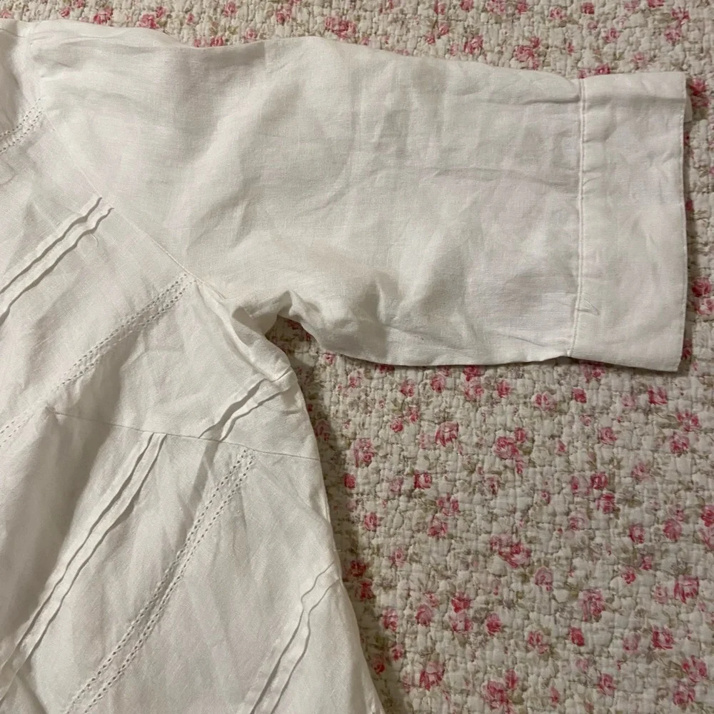 Plus Size White Linen Button Down Top - Picture 4 of 6